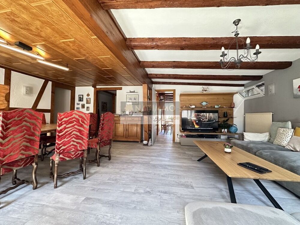 5 pièces de 138 m² avec terrasse et parkings