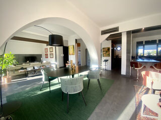  Maison � vendre 6 pi�ces 240 m�