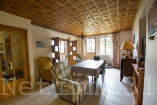  Maison  vendre 7 pices 210 m