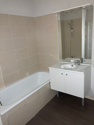  Appartement � vendre 3 pi�ces 65 m�