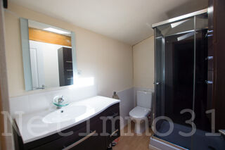  Appartement à louer 2 pièces 65 m²