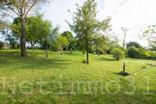  Terrain  vendre 700 m