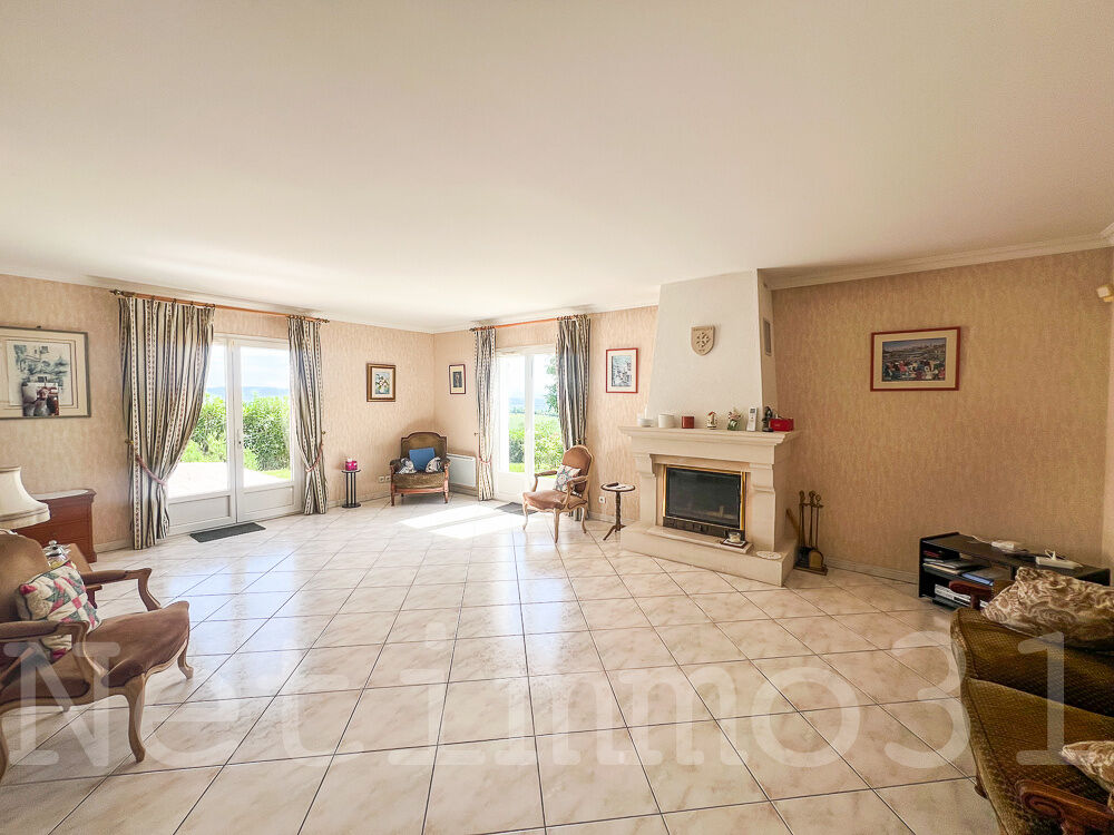 magnifique vue pour cette maison en plein centre ville