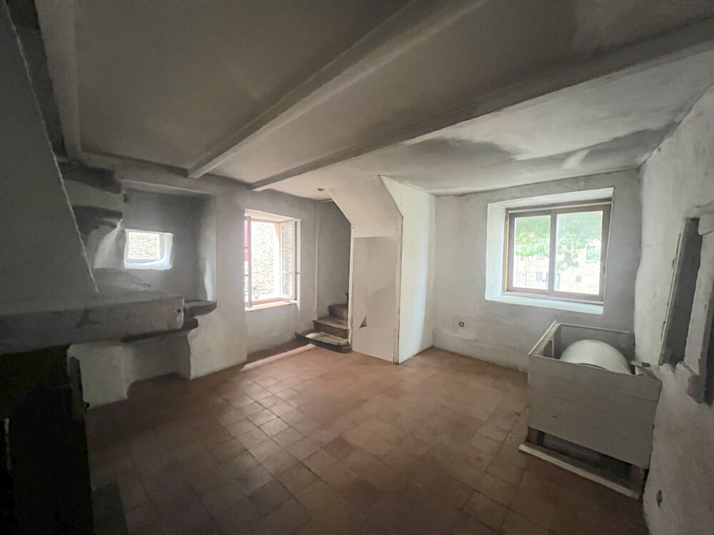 Maison 3 pièces 70 m² · à Trausse · 70 m² · 34 900 €