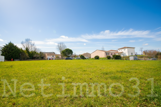  Terrain à vendre 1055 m²