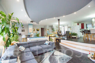  Maison � vendre 6 pi�ces 212 m�