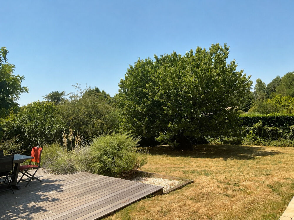 Vente Maison Maison T6 avec garage sur beau terrain de 1300m2 Lavernose lacasse