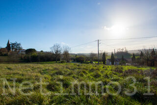  Terrain à vendre 590 m²