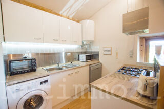  Appartement à louer 2 pièces 65 m²