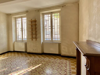  Immeuble � vendre 11 pi�ces 213 m�