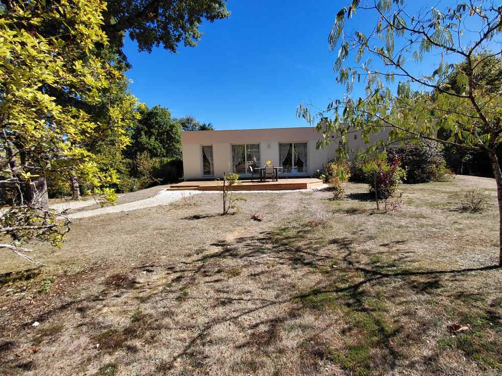 Vente Maison Belle propriété de 170 m2 sur CHANCELADE à l'orée du bois avec 8000m2 de terrain Chancelade