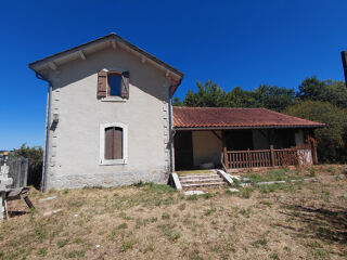 Vente Maison Maison de 2 chambres sur 95m2 sans voisin proche Petit bersac