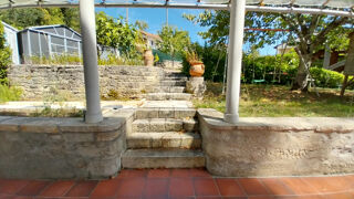  Maison  vendre 8 pices 198 m