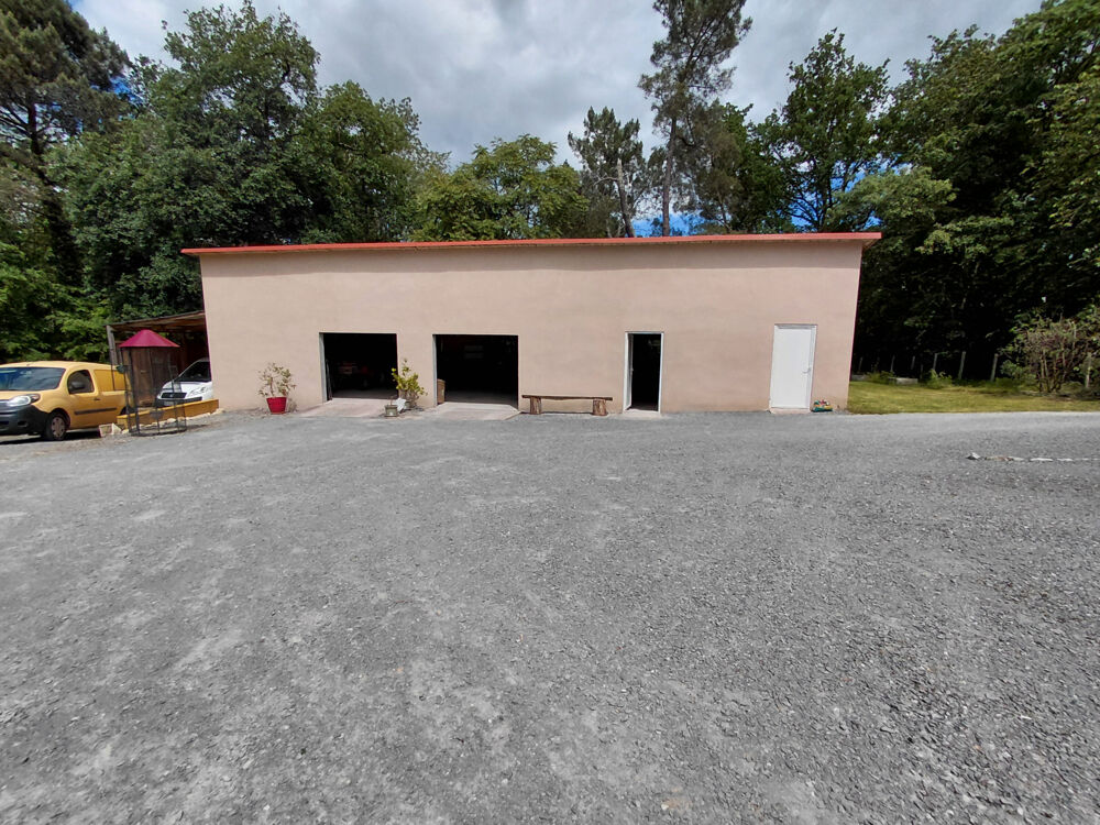 Plain-pied de 4 chambres avec grand garage - Les Lèches