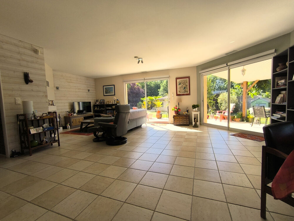 Maison de plain pied à Chancelade
