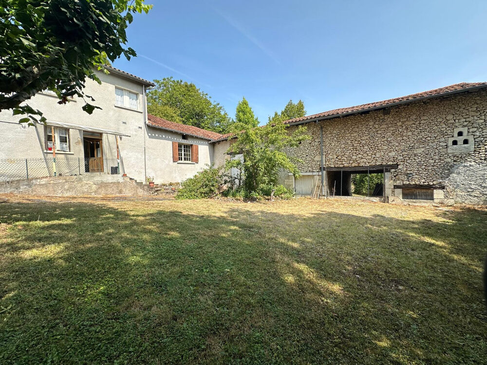 Maison 5 pièces 90 m² · à St Aquilin · 90 m² · 138 000 €