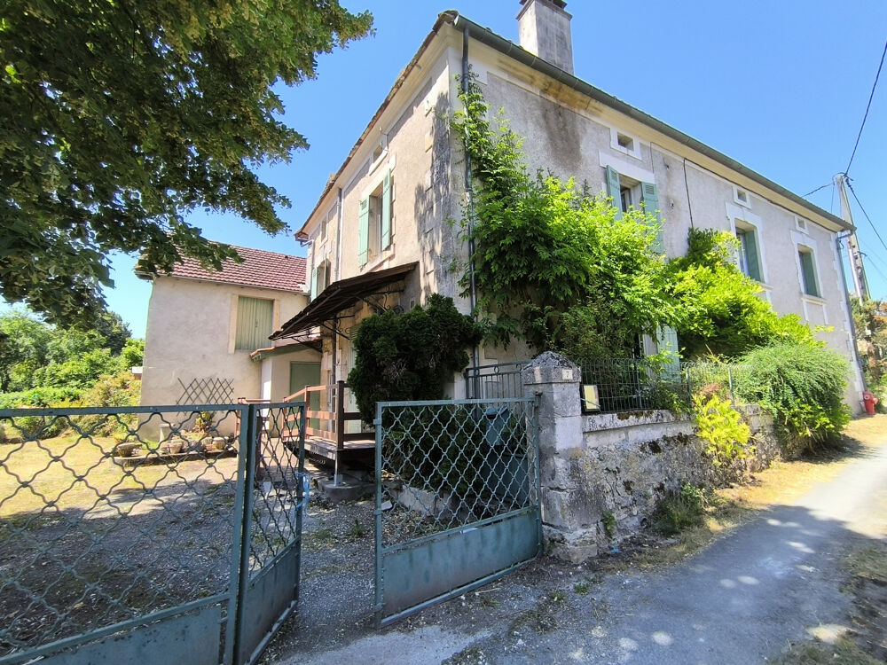 Vente Maison Ensemble en pierre à rénover à Grand-Brassac Grand brassac