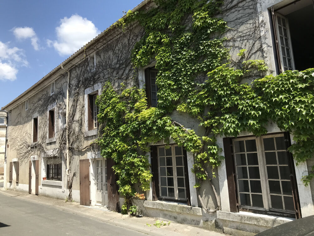 Maison 7 pièces 220 m² · à Mareuil · 220 m² · 71 500 €