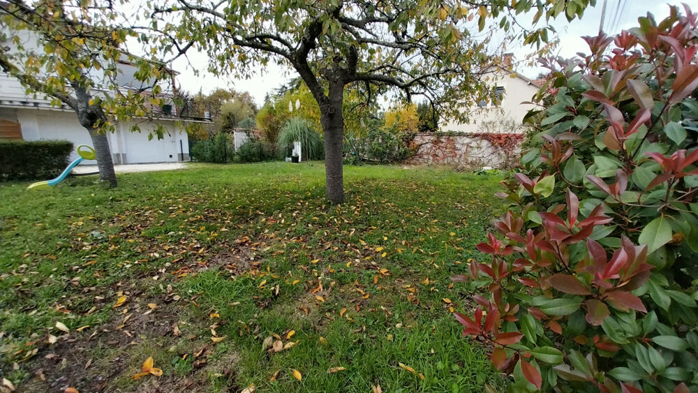 Vente Terrain Périgueux Quartier Barnabé Terrain plat à bâtir 300 m2 Perigueux