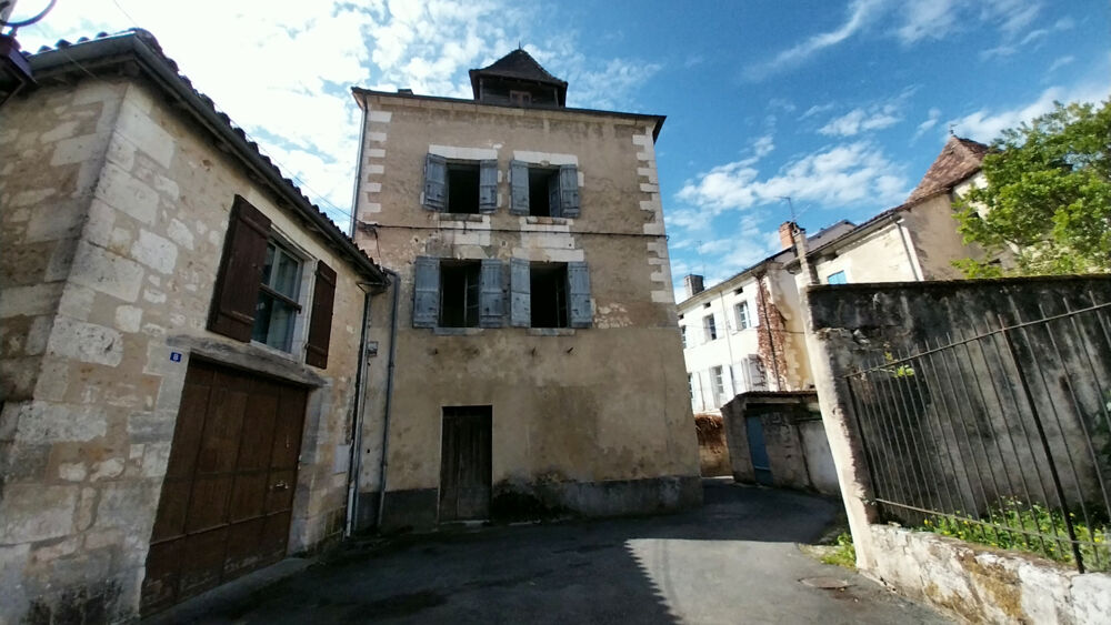 Maison 5 pièces 120 m² · à Brantome · 120 m² · 50 000 €