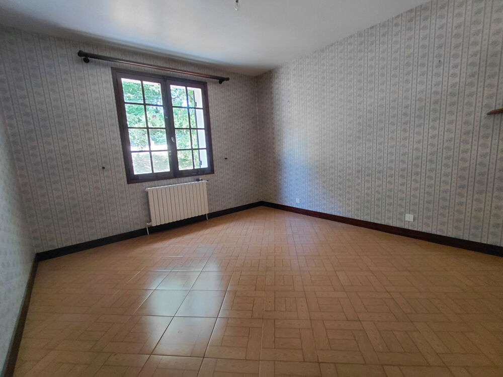 Vente Maison Maison de 5 chambres dans les bois de Chancelade Chancelade