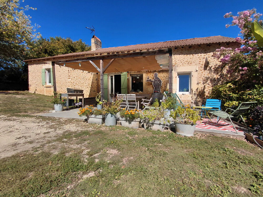 Vente Maison Propriété au calme avec gîte sur 1,5 hectares proche de Vergt Salon