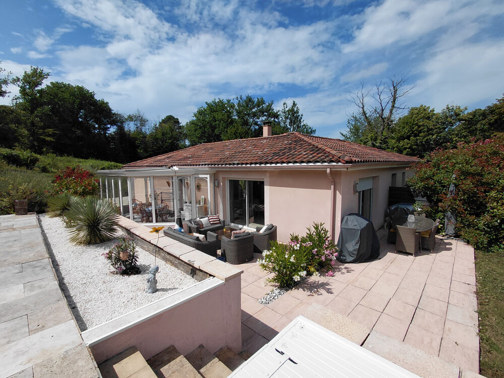 Vente Maison Maison récente de plain-pied avec Piscine et garage double Chateau l eveque
