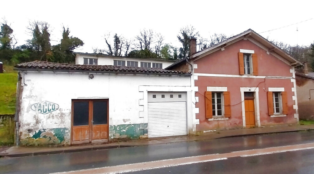 Vente Maison Proche de Ribérac. Maison de trois chambres avec garage, cave et atelier St martin de riberac