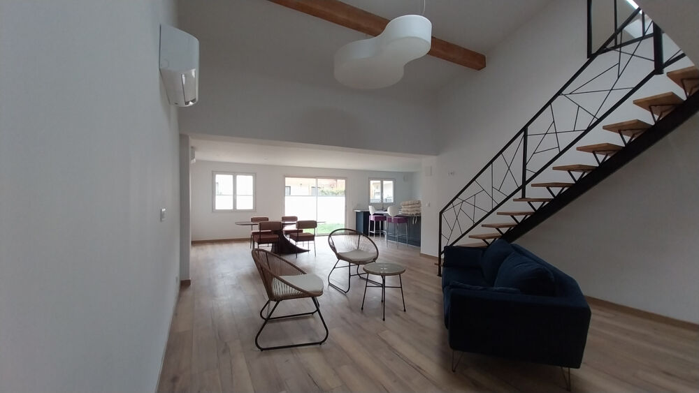 A VENDRE Maison de ville avec jardin à TRELISSAC !