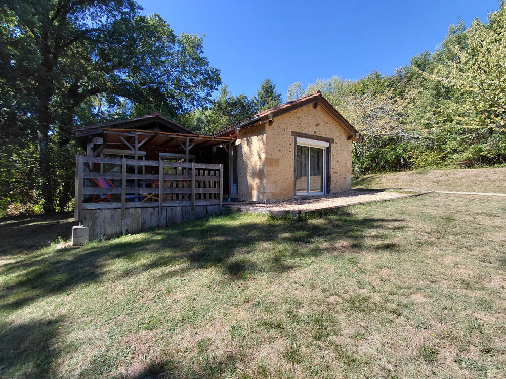 Vente Maison Propriété au calme avec gîte sur 1,5 hectares proche de Vergt Salon
