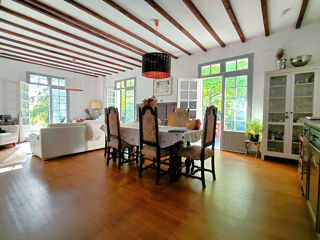  Propriété/château à vendre 11 pièces 380 m²