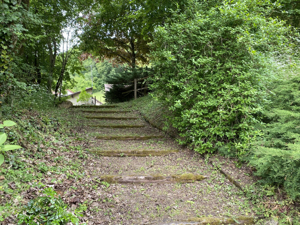 Maison ancienne de type longère à rafraîchir