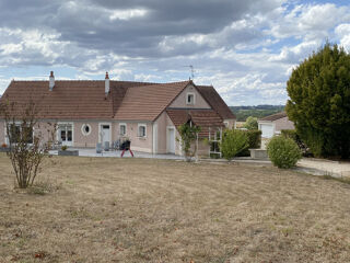  Propriété/château à vendre 8 pièces 200 m²