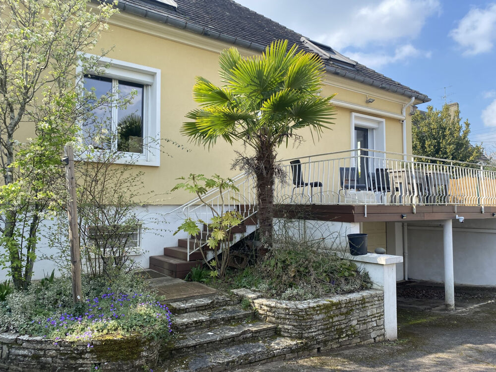 AUXERRE MAISON AVEC PISCINE PROCHE DU CENTRE VILLE