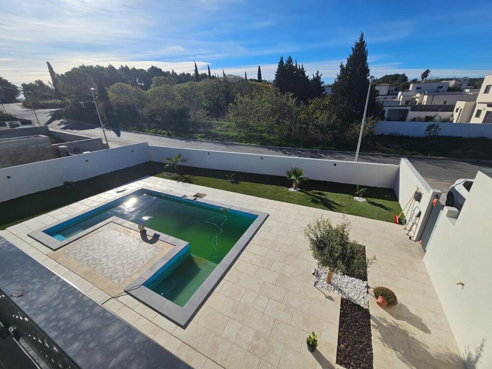 Vente Maison Ravissante villa contemporaine de 164m sur terrain de 735m avec pisicine et double garage Narbonne