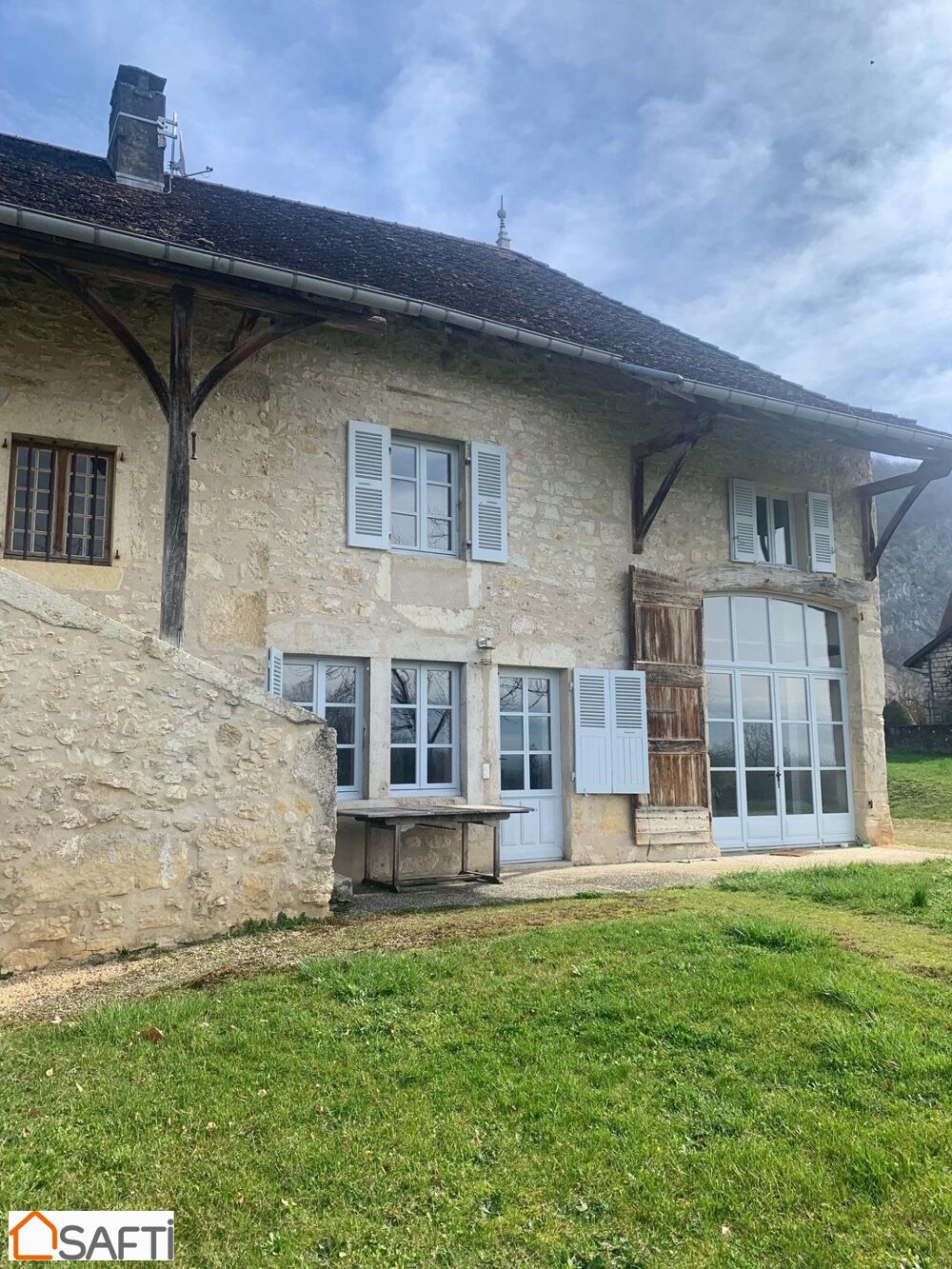 Vente Maison A vendre magnifique maison bugiste Groslee-saint-benoit