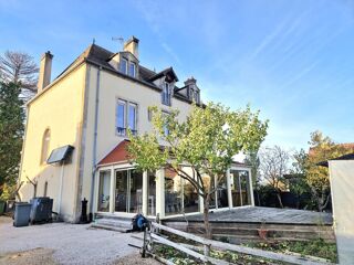  Maison  vendre 10 pices 338 m