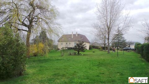 Maison familiale avec ses 5294 m2 de terrain 299500 Neuill-Pont-Pierre (37360)
