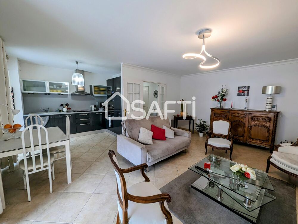 Vente Appartement Centre ville de St Raphal, confortable appartement avec terrasse et garage Saint-raphal 83700