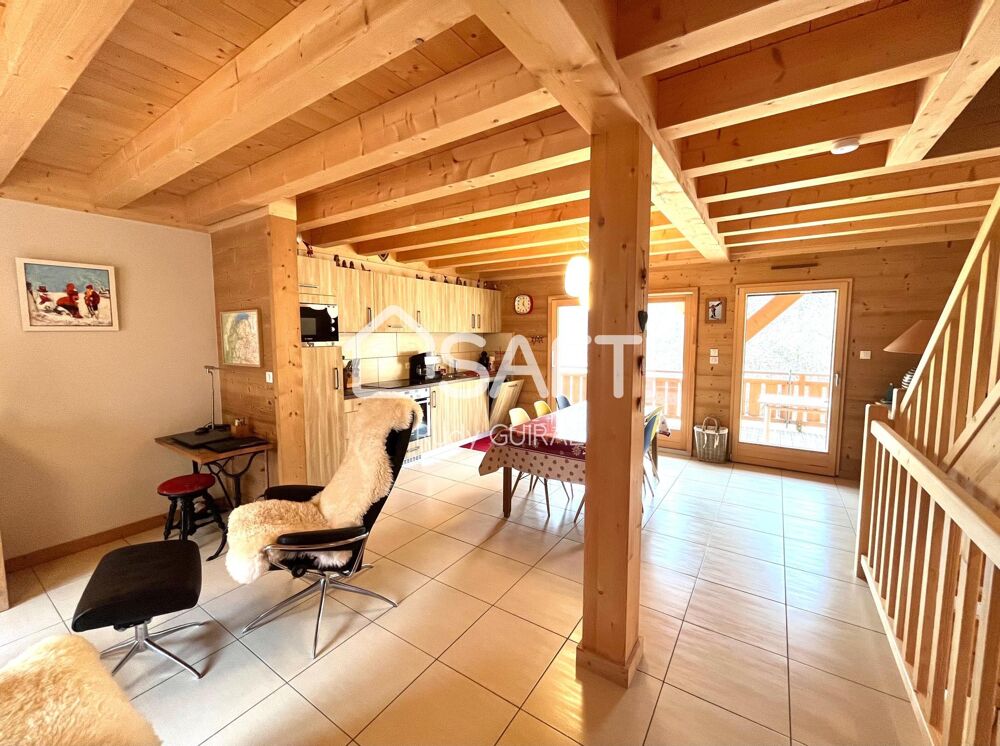 Vente Maison TRIPLEX de 85m2 avec garage, place de parking privative, 2 terrasses et 1 balcon offrant une magnifique vue Morzine