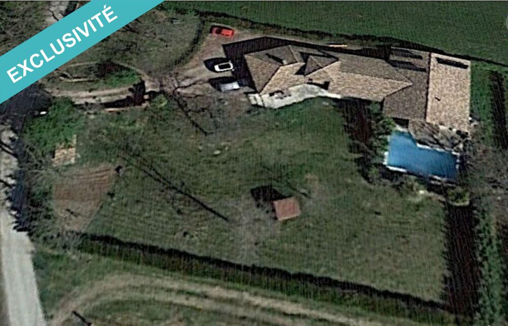 Vente Maison Maison avec piscine et grand garage sur 2400 m Saint-jean-du-falga
