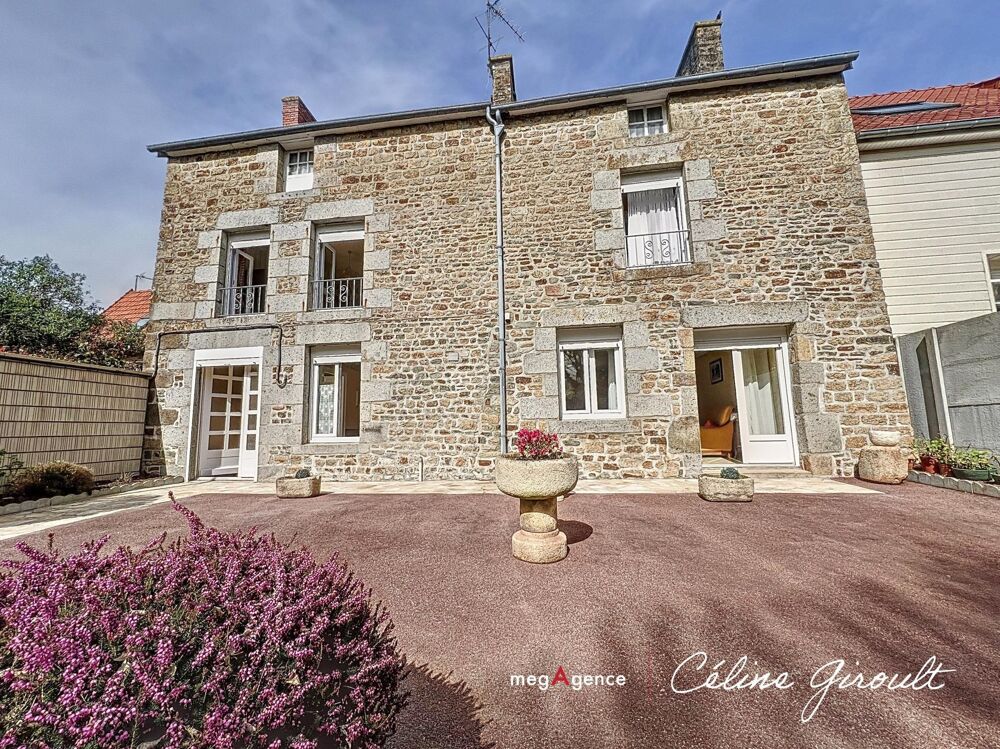 Vente Maison Maison de village avec commerces  pieds ! Avranches