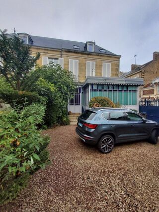  Maison  vendre 7 pices 195 m