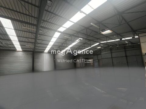   LOCATION LOCAL PROFESSIONNEL PROCHE CC LECLERC - 1000 m2 ENVIRON SUR 2700 M2 DE TERRAIN 