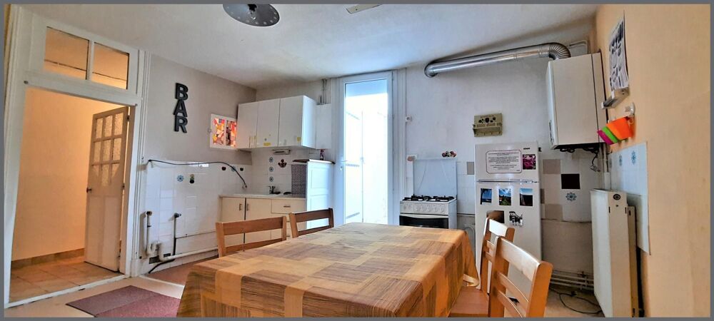 Vente Maison 2 Chambres avec Garage attenant en Hyper centre. Bressuire