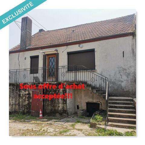 Maison composée de deux appartements avec garage et cour !!! 59900 Saint-Sernin-du-Bois (71200)