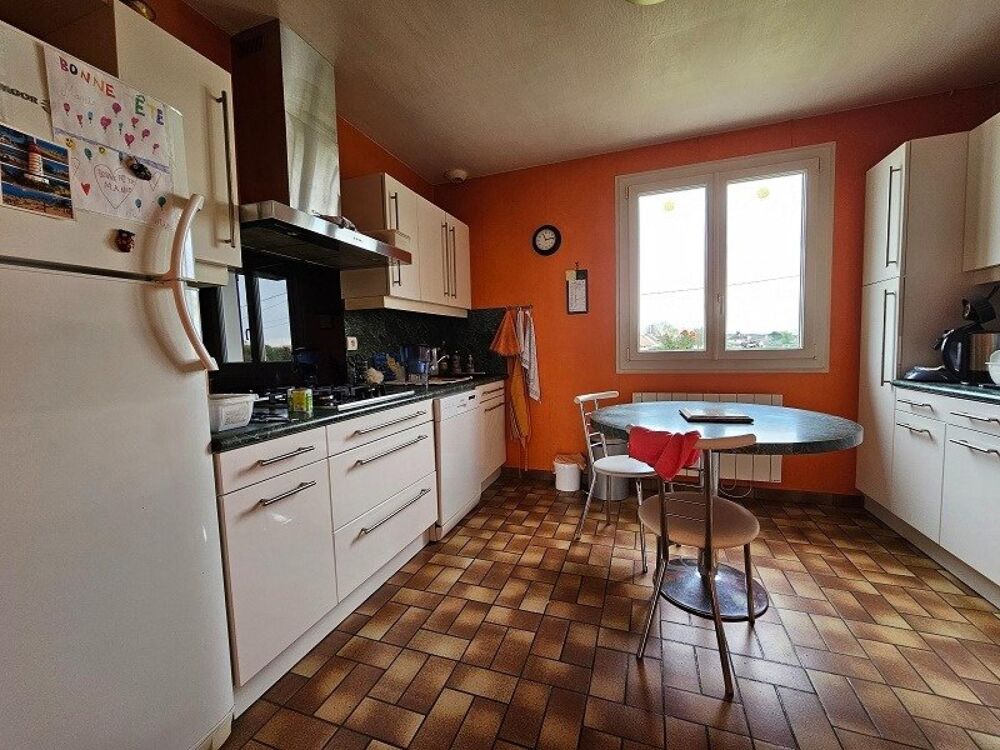 Vente Maison  vendre maison 3 chambres, garage, terrain habitable de suite 2 h de Paris 10 min de Cosne sur Loire Cosne-cours-sur-loire
