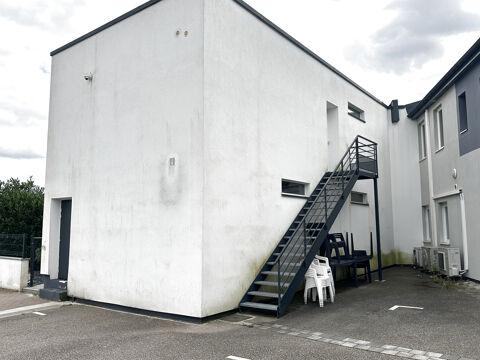 Saint Julien les Metz : Plateau constitué de 5 bureaux + bloc sanitaire 1190 57070 St julien les metz