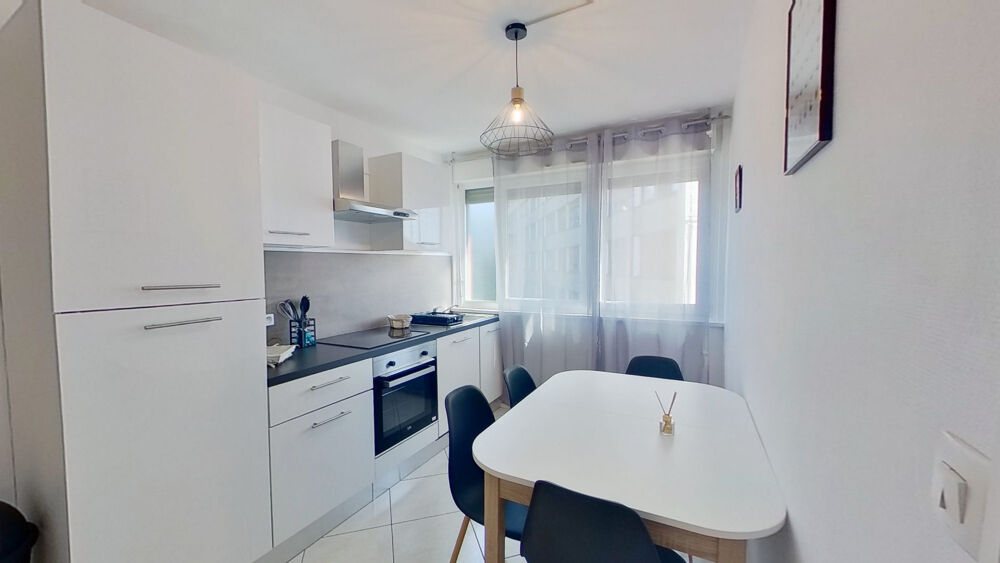 Location Appartement Magnifique T5 meubl Nancy
