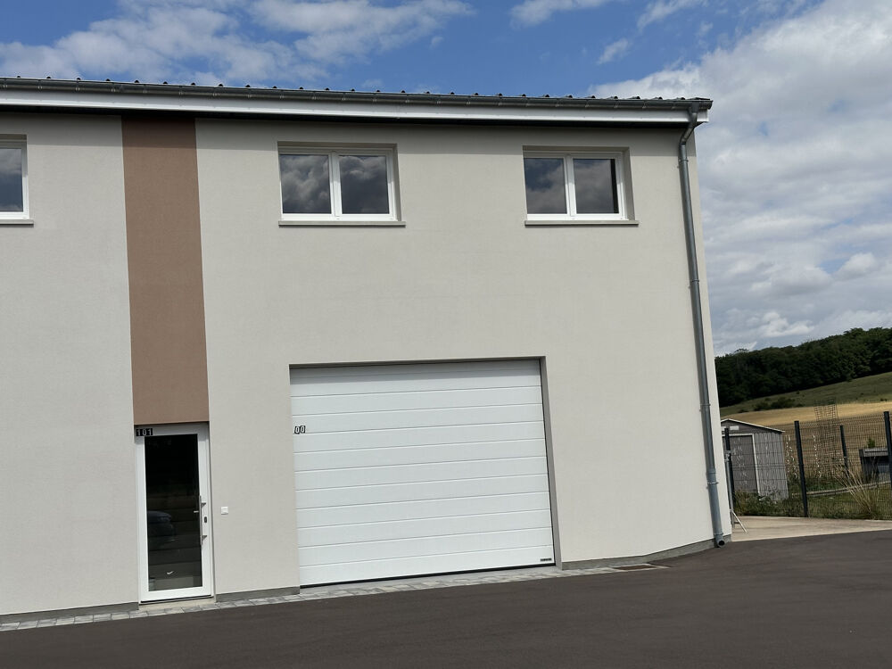   Avancy ( Commune de Sainte Barbe ) Ensemble de bureaux 